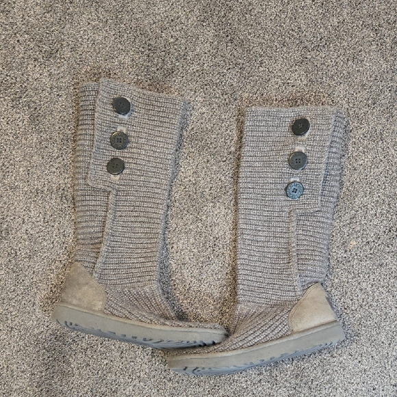 Ugg Australia Women Gray Knit Sweater Winter Button-Up Boots Shoes Sz 10 - Picture 2 of 8